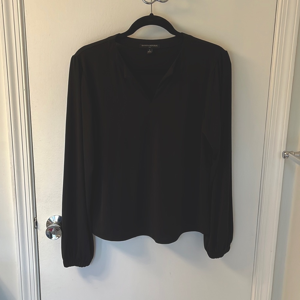 Banana Republic split neck blouse